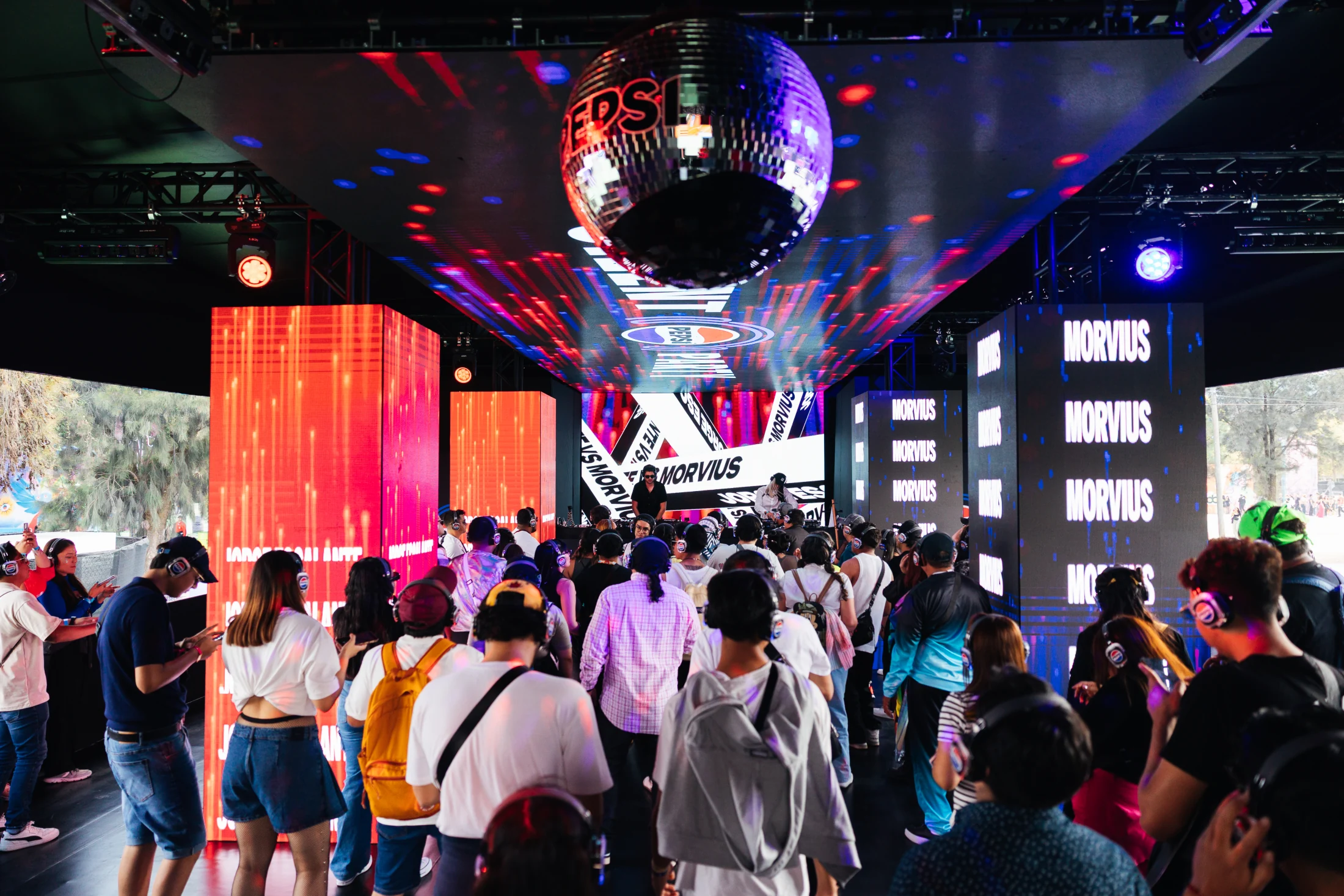 Jorge Escalante at EDC Mexico 2025, photographed by Ludovic Delot