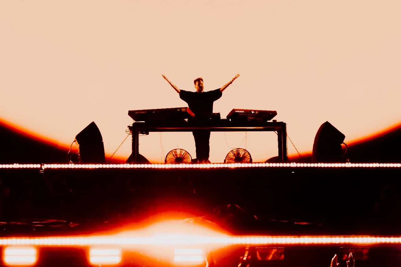 MRAK performing at Afterlife · Mexico · 2024, photographed by Ludovic Delot