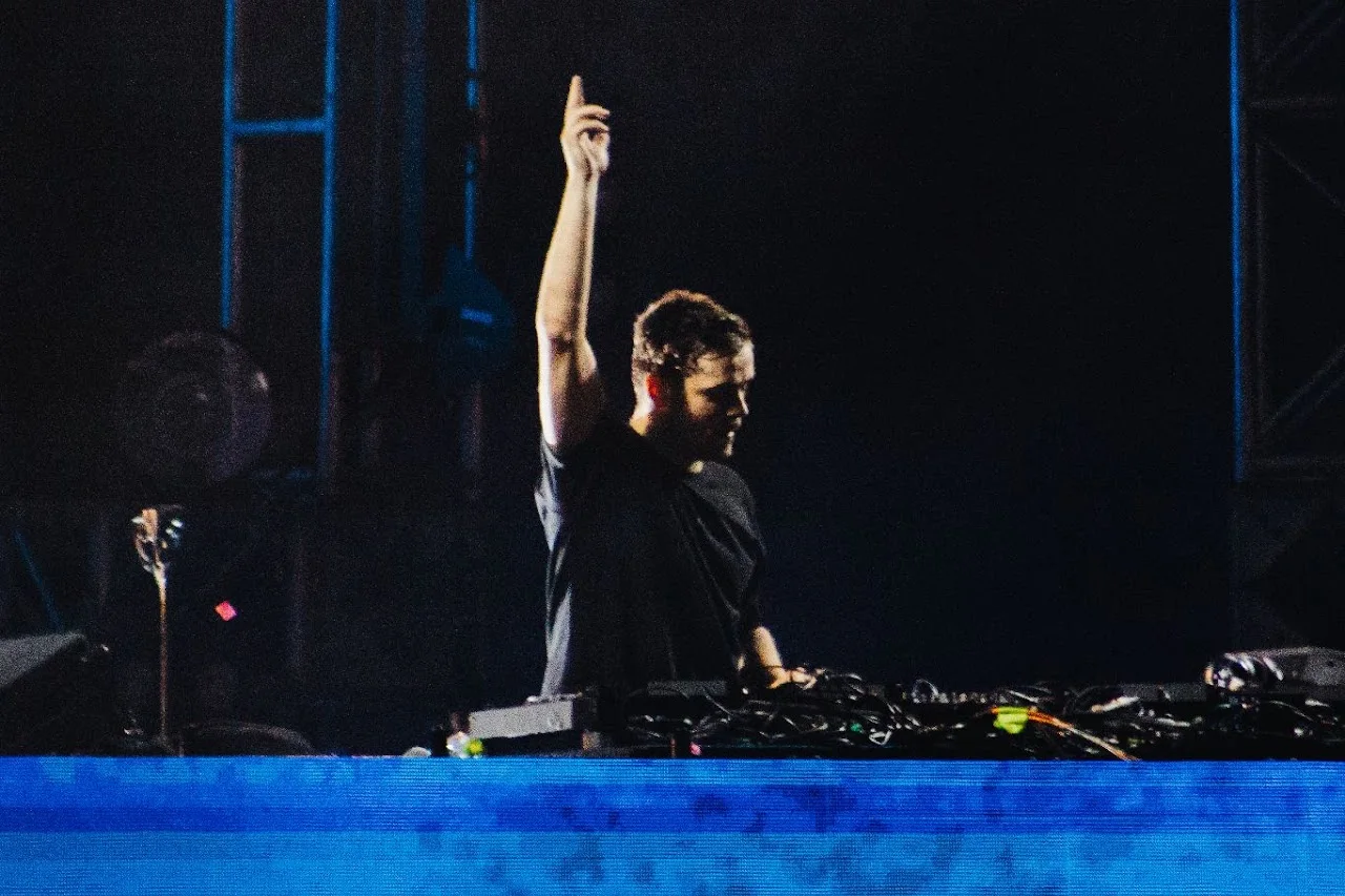 Martin Garrix performing at EDC Mexico · 2023, photographed by Ludovic Delot