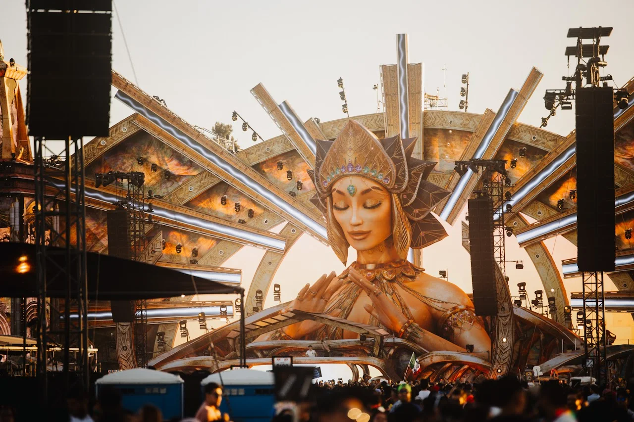 EDC Mexico 2024 · live event photograph, photographed by Ludovic Delot