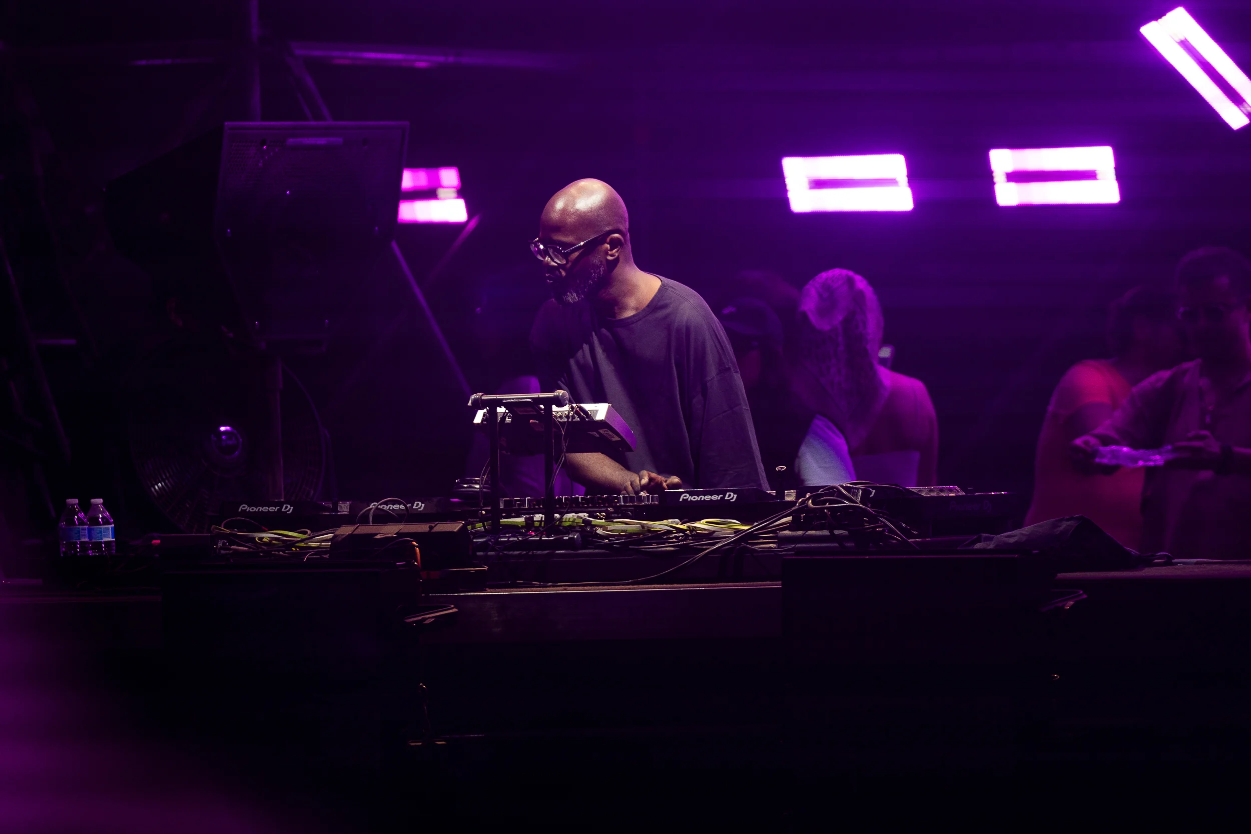 Black Coffee performing at Vaivén 2024 in Mexico, photographed by Ludovic Delot · frame 7