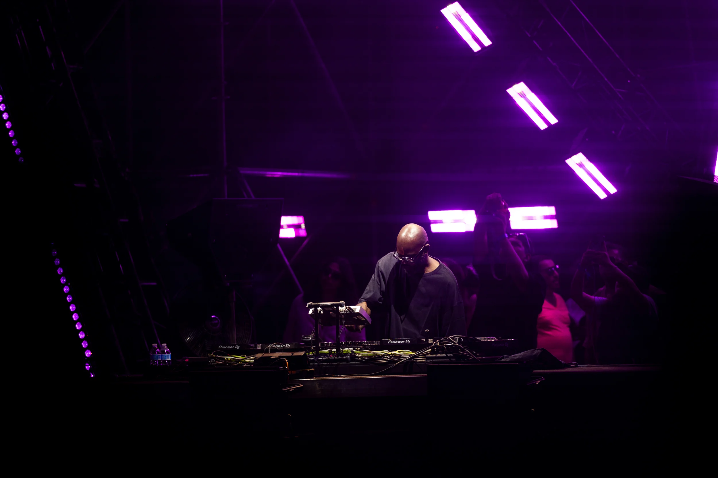 Black Coffee performing at Vaivén 2024 in Mexico, photographed by Ludovic Delot · frame 8