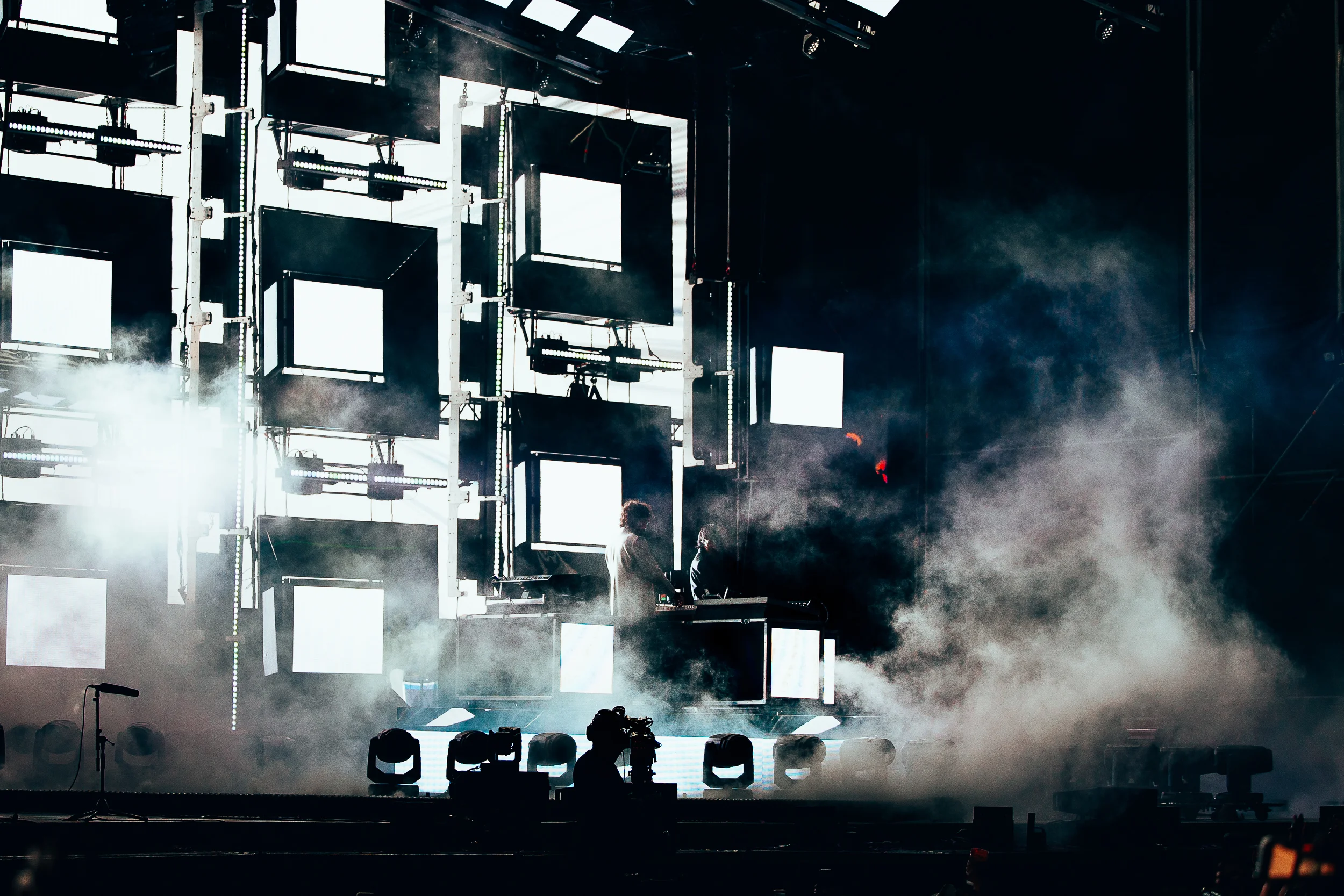 Justice performing at Vaivén 2024 in Mexico, photographed by Ludovic Delot · frame 14