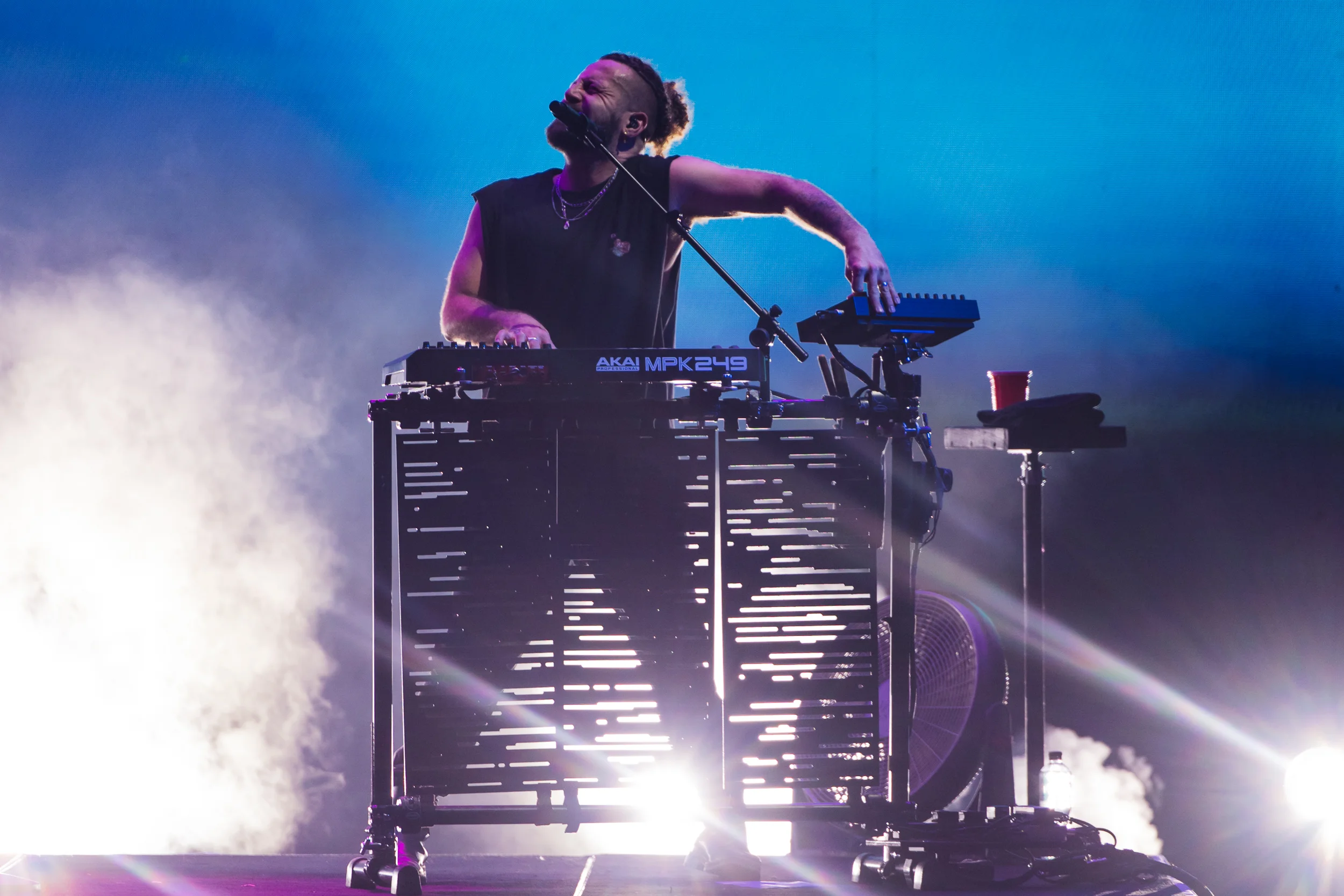 Elderbrook performing at Vaivén 2024 in Mexico, photographed by Ludovic Delot · frame 63
