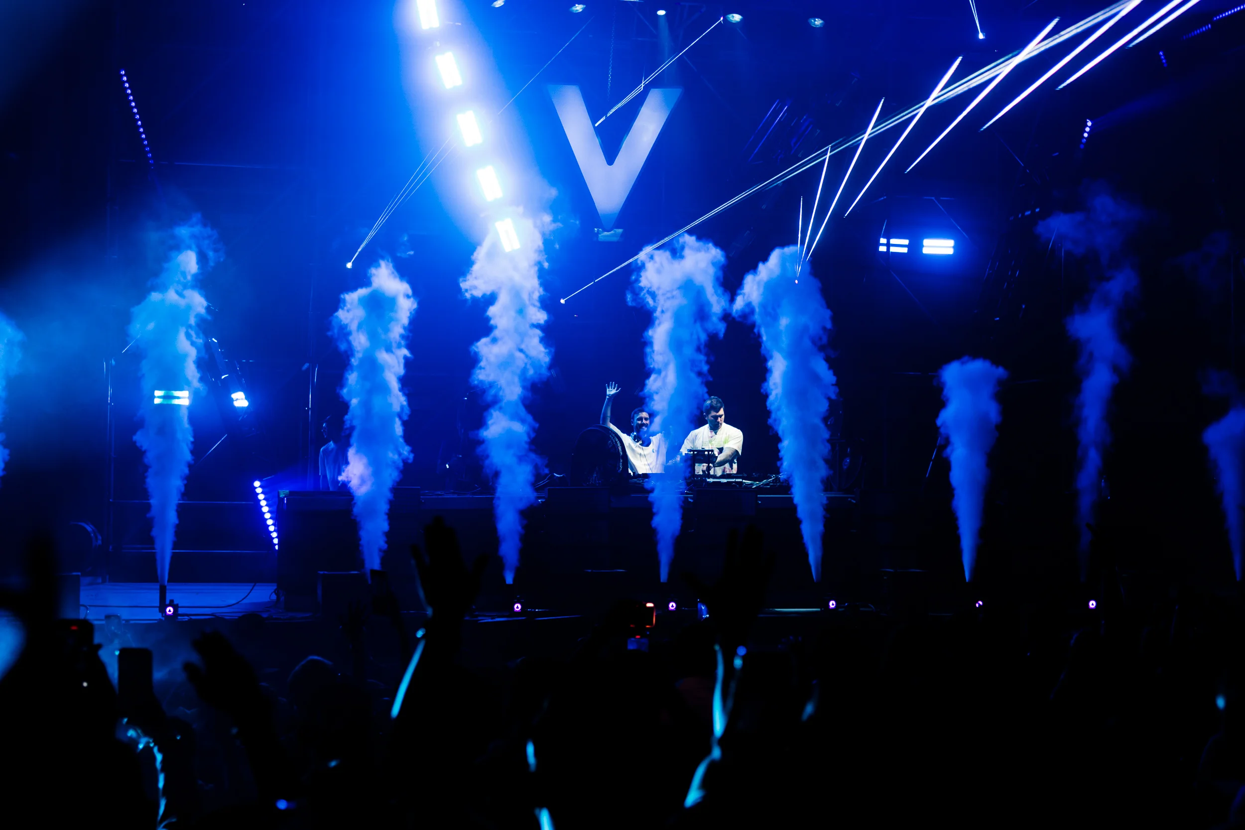 Tom & Collins performing at Vaivén 2024 in Mexico, photographed by Ludovic Delot · frame 74