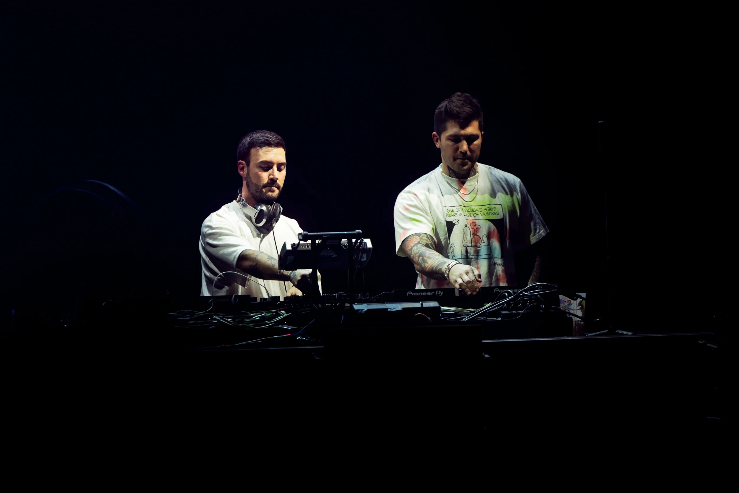 Tom & Collins performing at Vaivén 2024 in Mexico, photographed by Ludovic Delot · frame 77