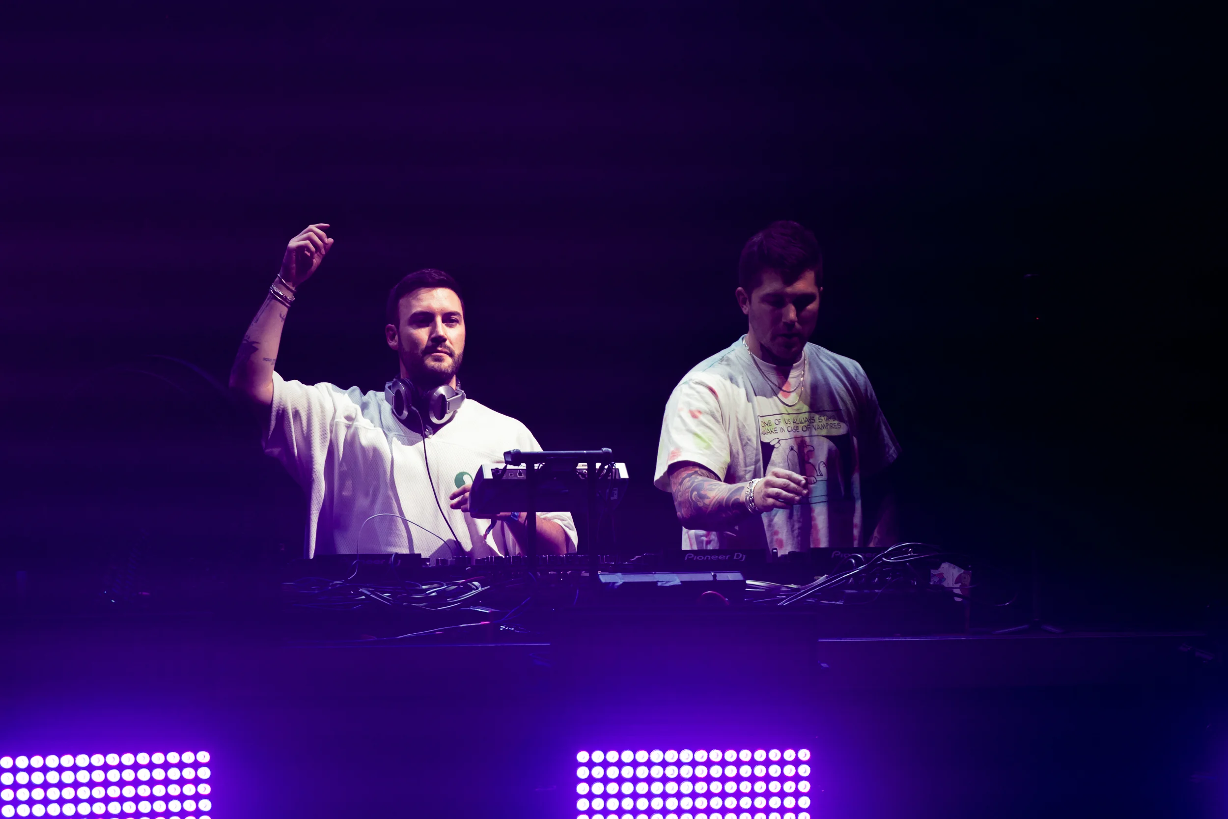 Tom & Collins performing at Vaivén 2024 in Mexico, photographed by Ludovic Delot · frame 78
