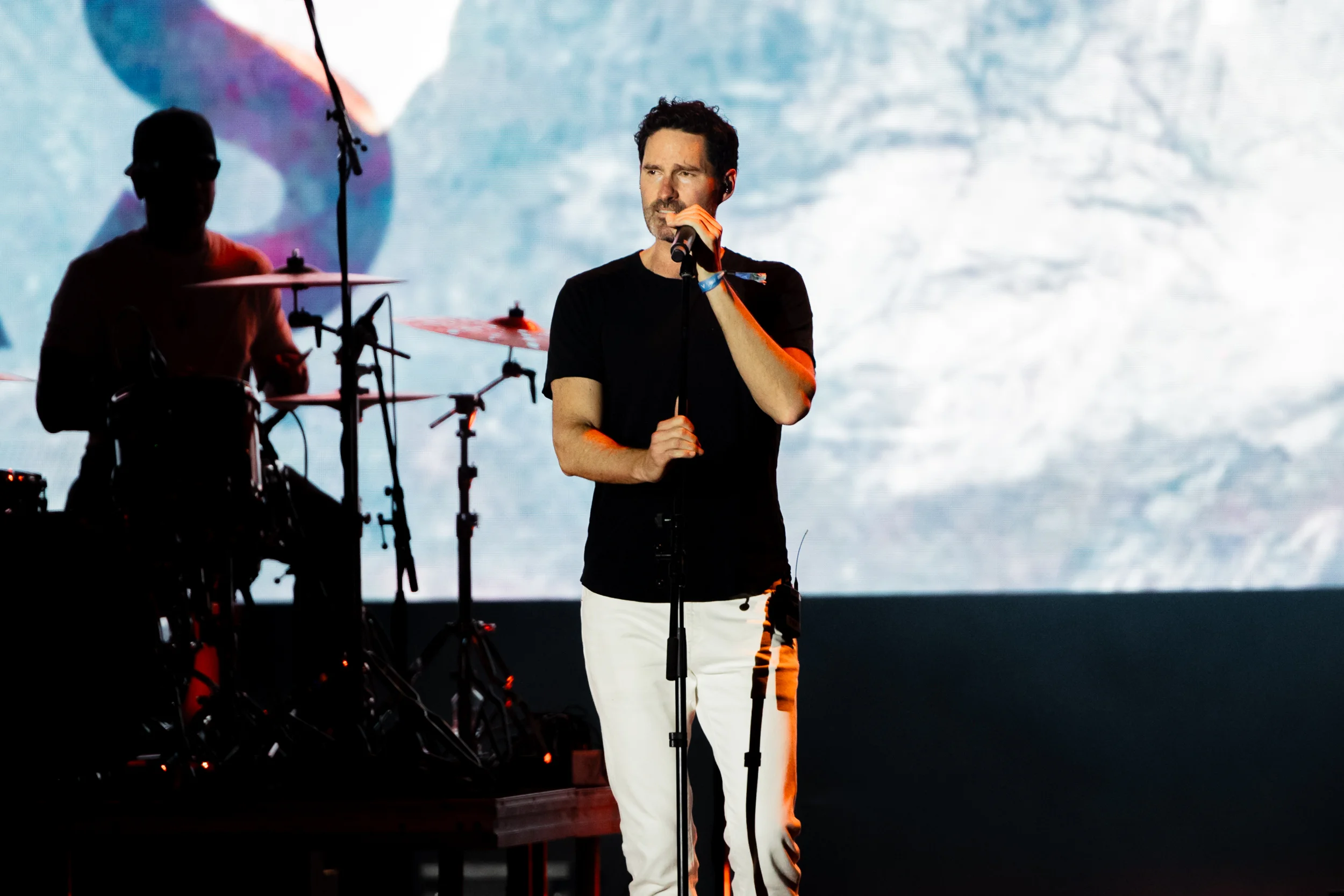 Capital Cities performing at Vaivén 2024 in Mexico, photographed by Ludovic Delot · frame 90