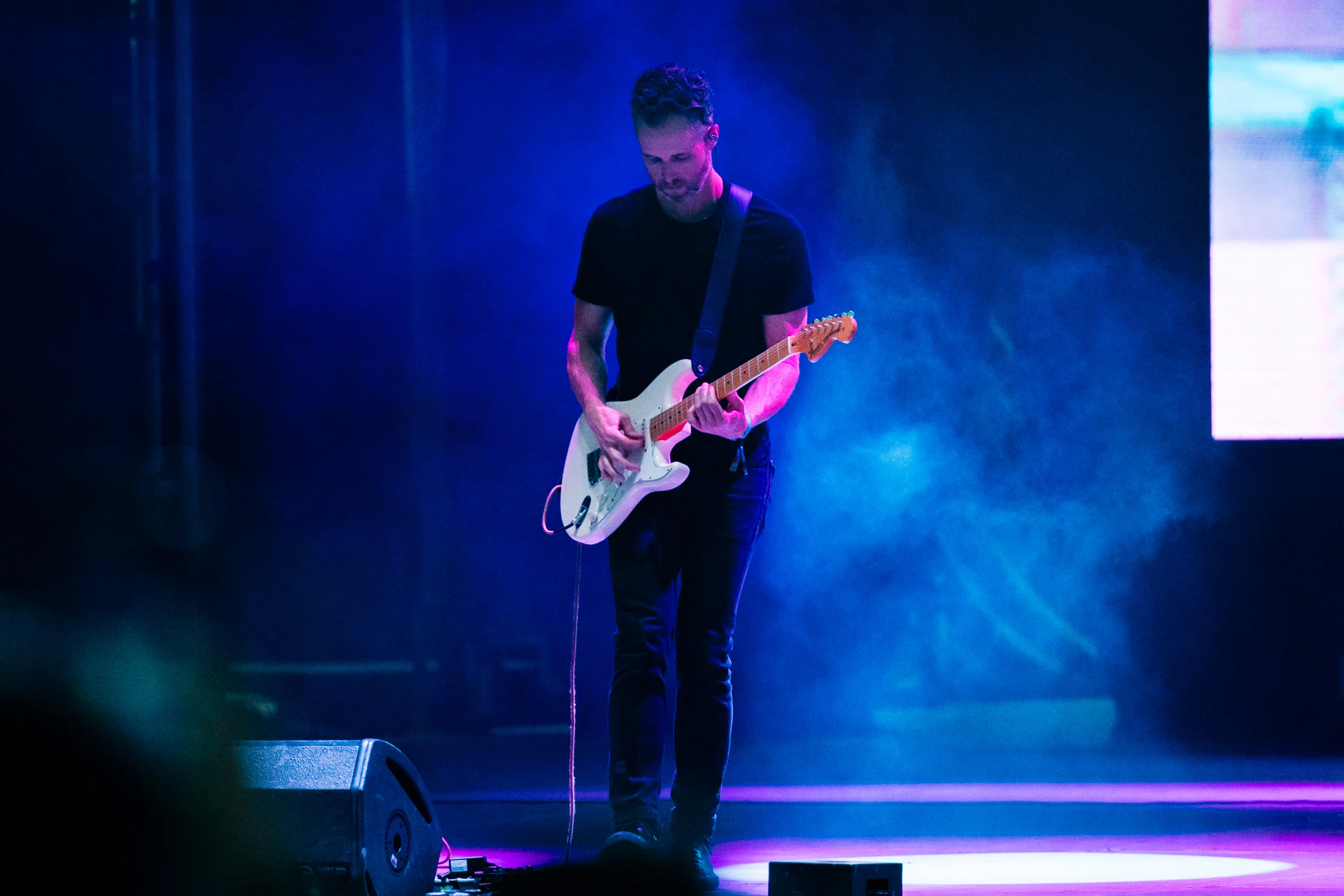 Capital Cities performing at Vaivén 2024 in Mexico, photographed by Ludovic Delot · frame 95