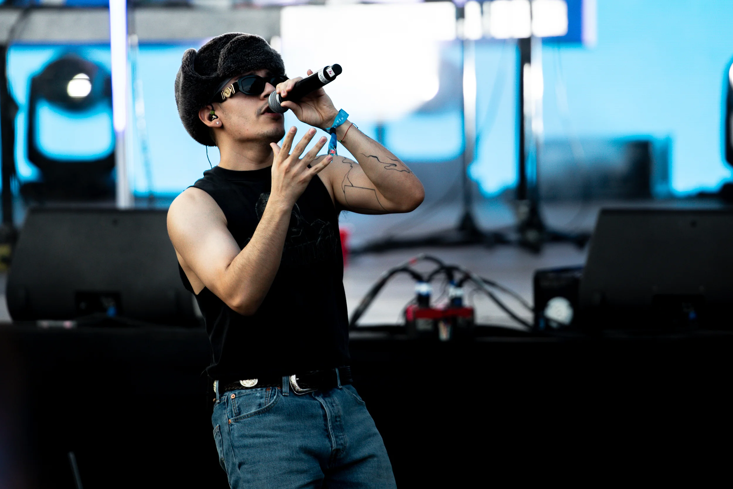 NSQK performing at Vaivén 2024 in Mexico, photographed by Ludovic Delot · frame 120