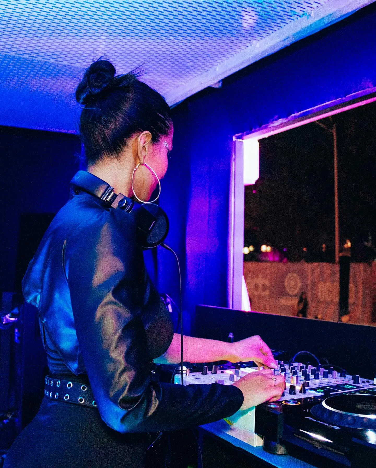 Mayan Warrior × Maxa Camp during Art Week Mexico City, photographed by Ludovic Delot for world.ravers · frame 5